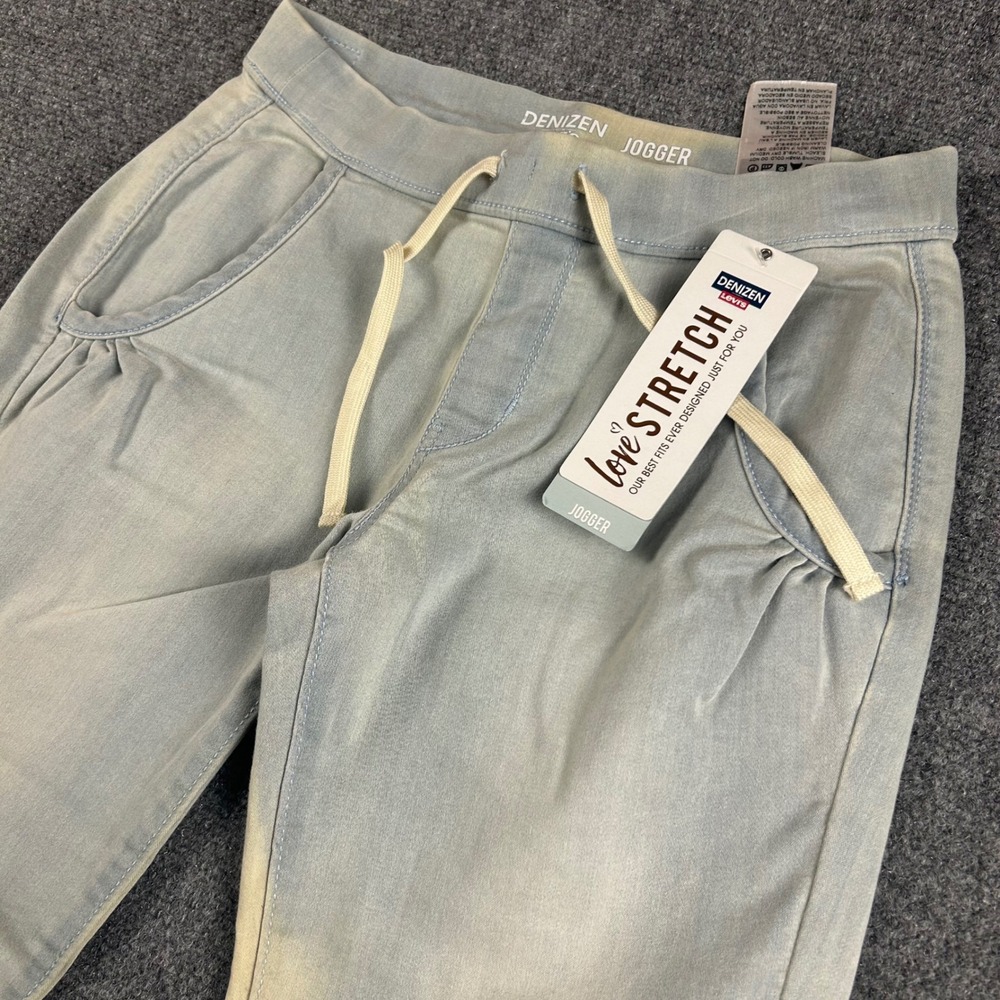 NWT Denizen from Levis Womens Love Stretch Jogger Pants Light Wash Blue Size 3